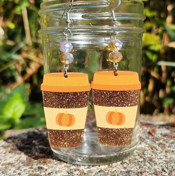 ☕️🎃 Pumpkin Spice Latte dangles - Picture 1 of 10